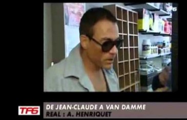 J’adore l’eau par JCVD